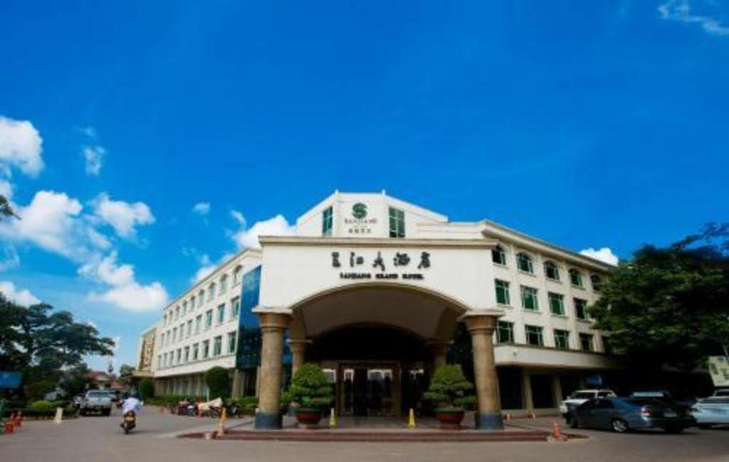 San Jiang Grand Hotel В'єнтьян Екстер'єр фото