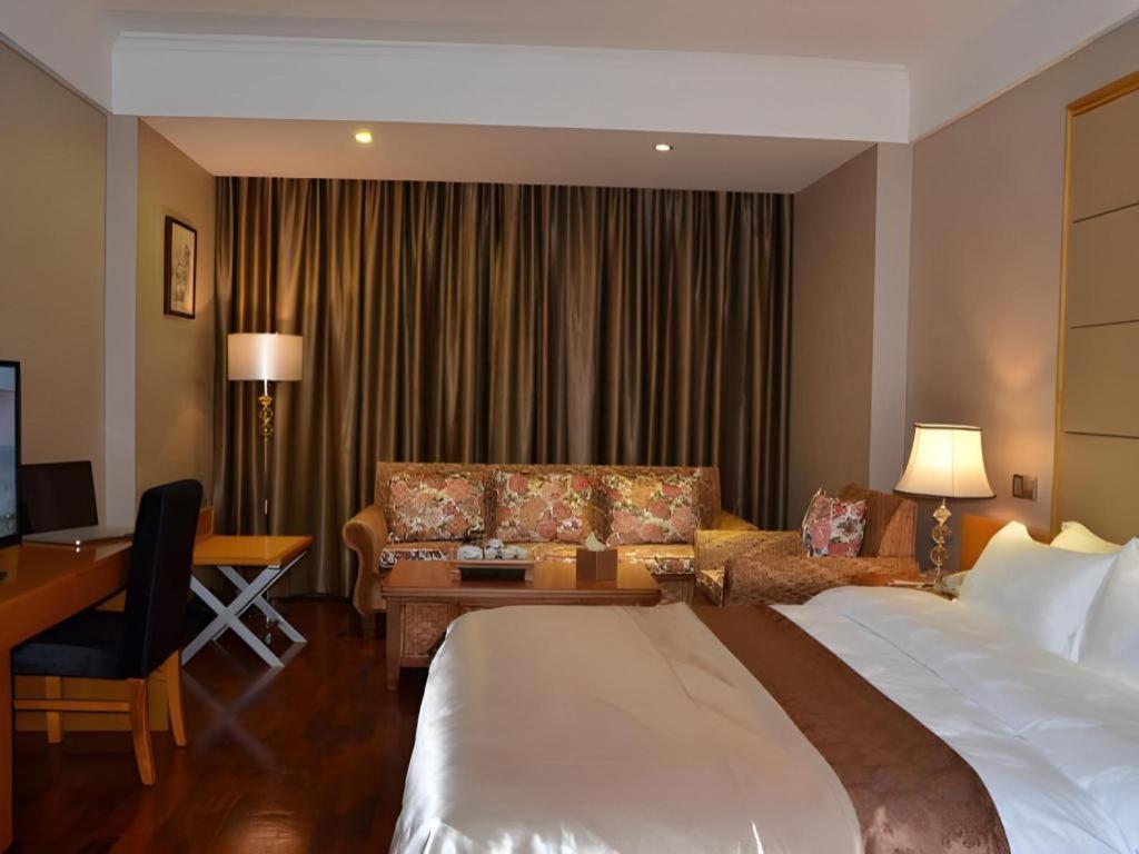 San Jiang Grand Hotel В'єнтьян Екстер'єр фото
